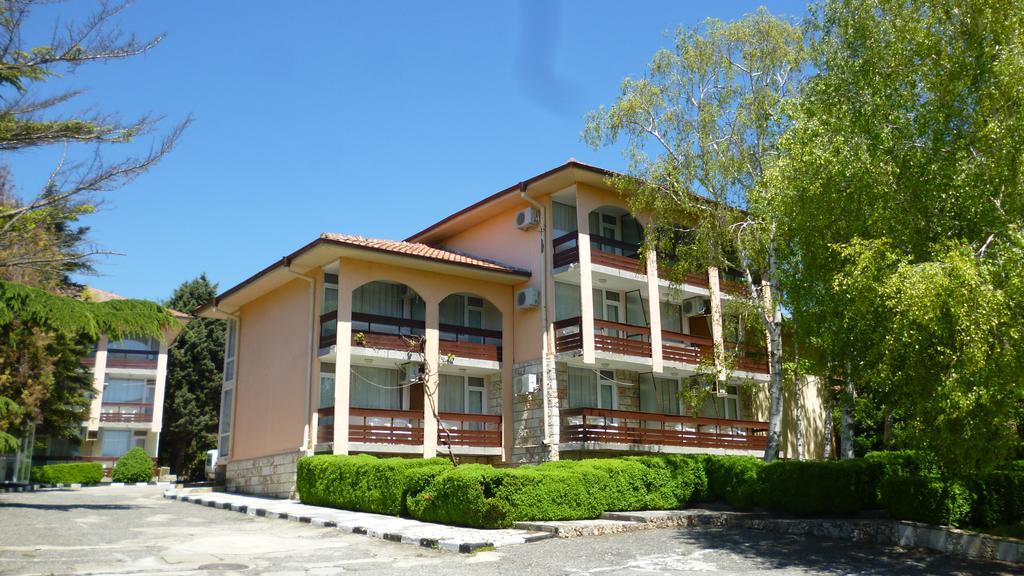 Ahilea Hotel - Free Pool Access Balçık Dış mekan fotoğraf