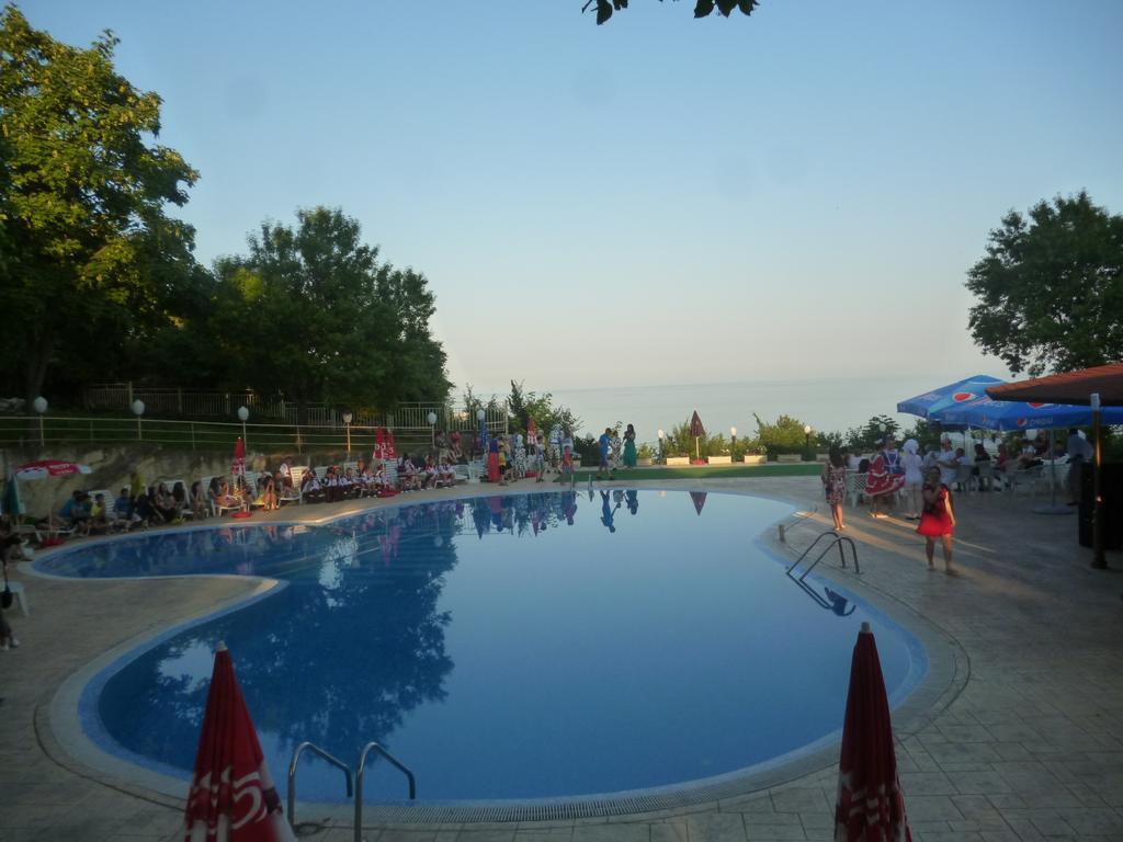 Ahilea Hotel - Free Pool Access Balçık Dış mekan fotoğraf