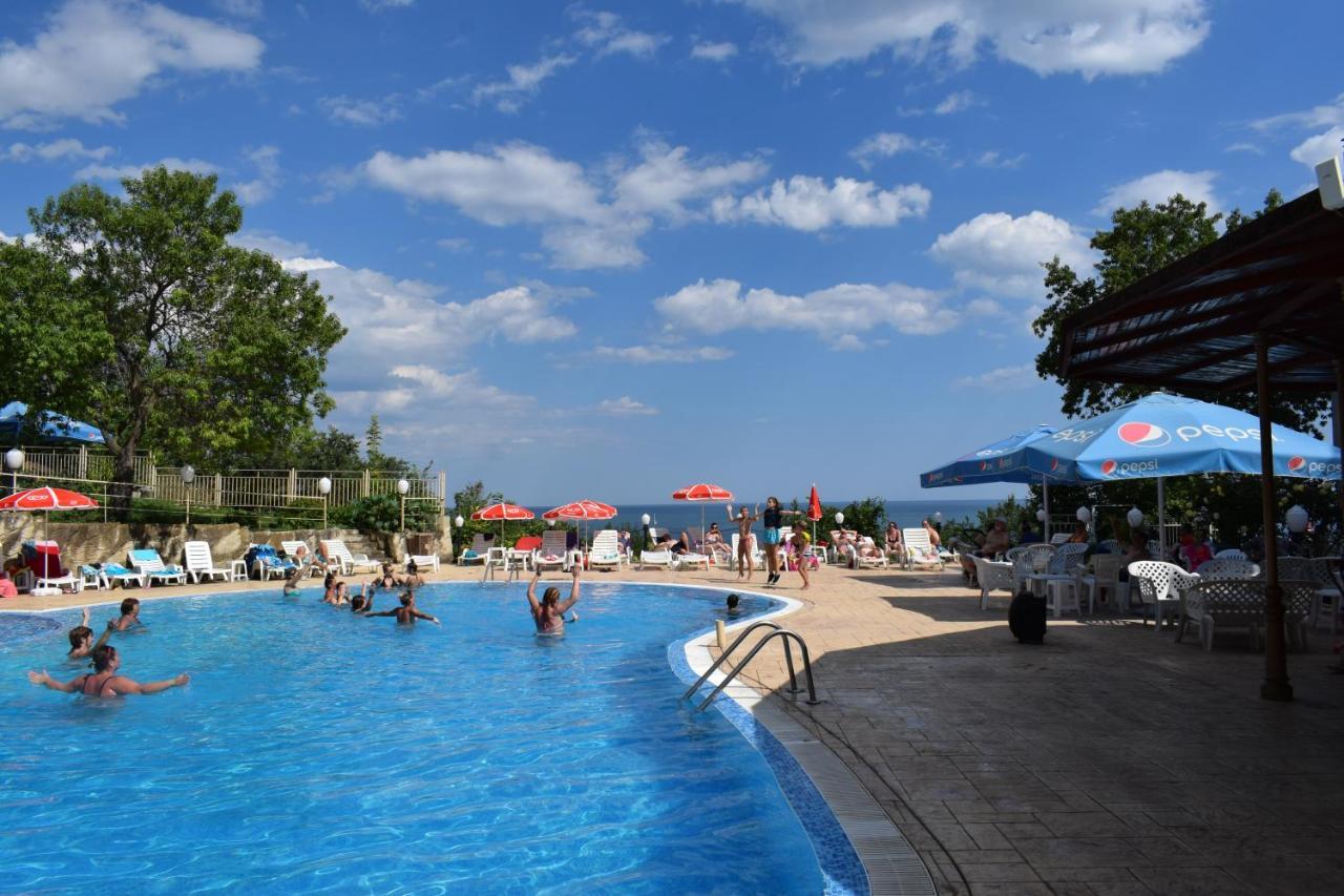 Ahilea Hotel - Free Pool Access Balçık Dış mekan fotoğraf
