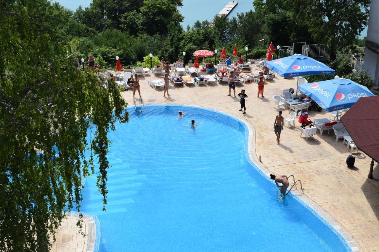 Ahilea Hotel - Free Pool Access Balçık Dış mekan fotoğraf