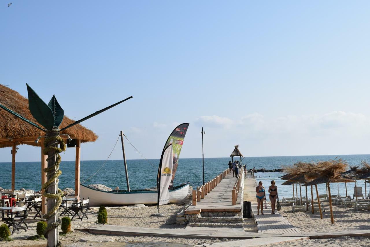 Ahilea Hotel - Free Pool Access Balçık Dış mekan fotoğraf