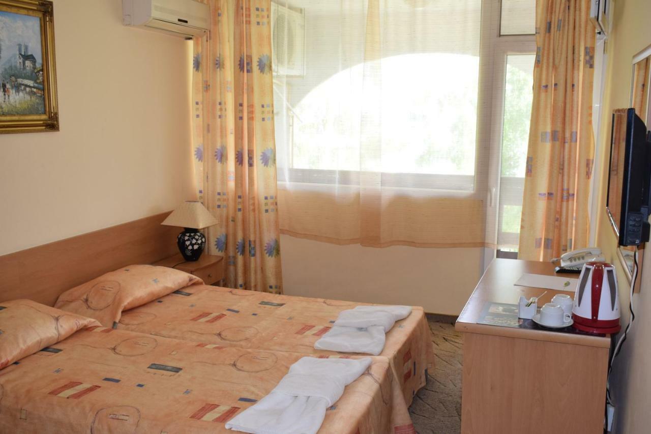 Ahilea Hotel - Free Pool Access Balçık Dış mekan fotoğraf