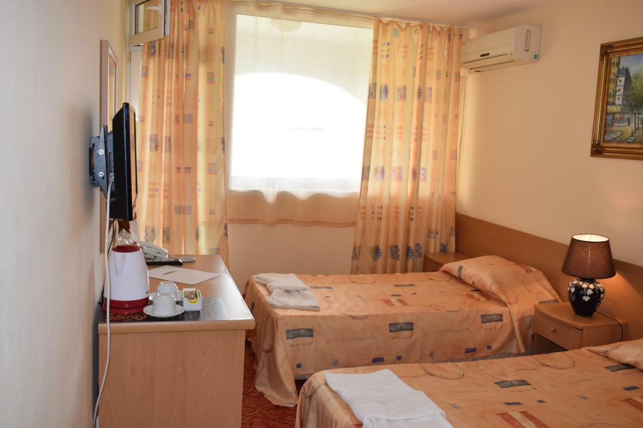 Ahilea Hotel - Free Pool Access Balçık Dış mekan fotoğraf