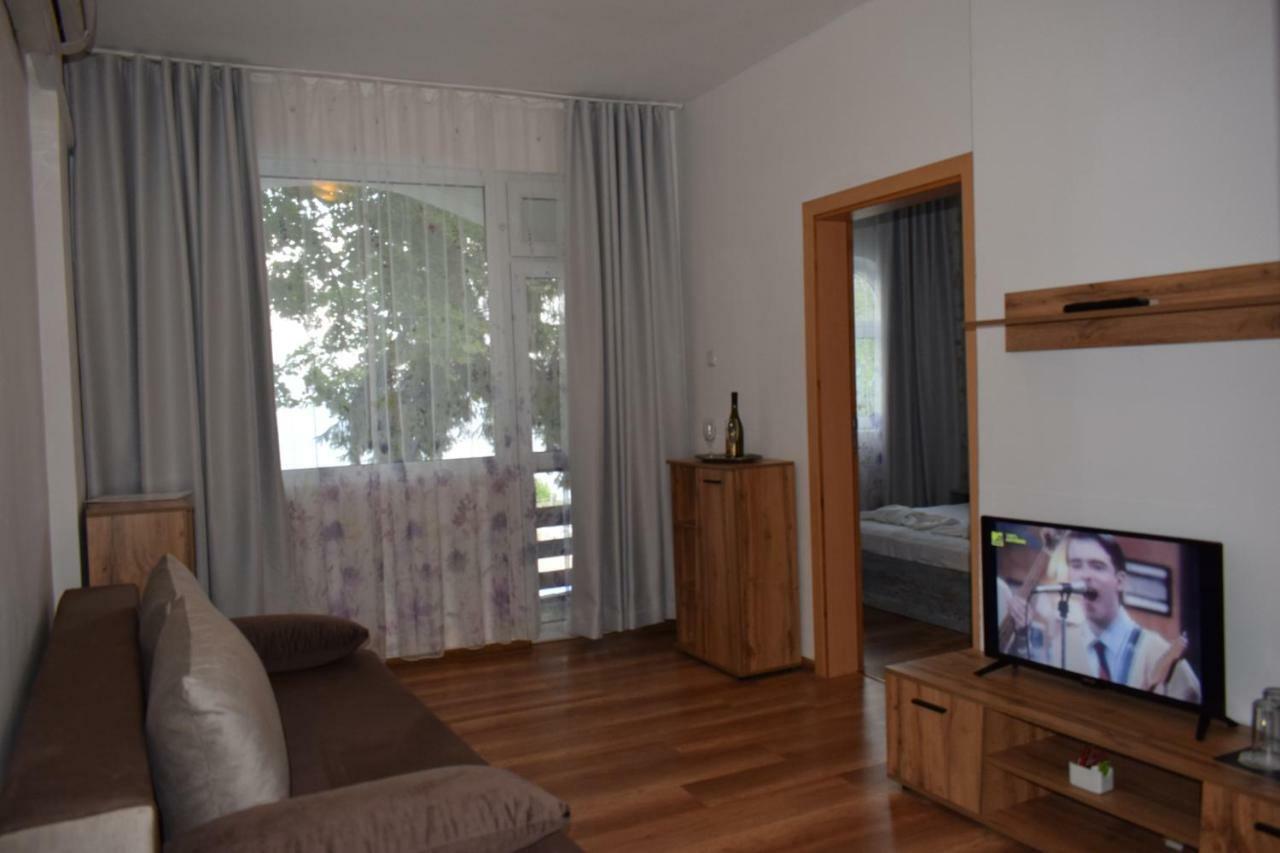 Ahilea Hotel - Free Pool Access Balçık Dış mekan fotoğraf