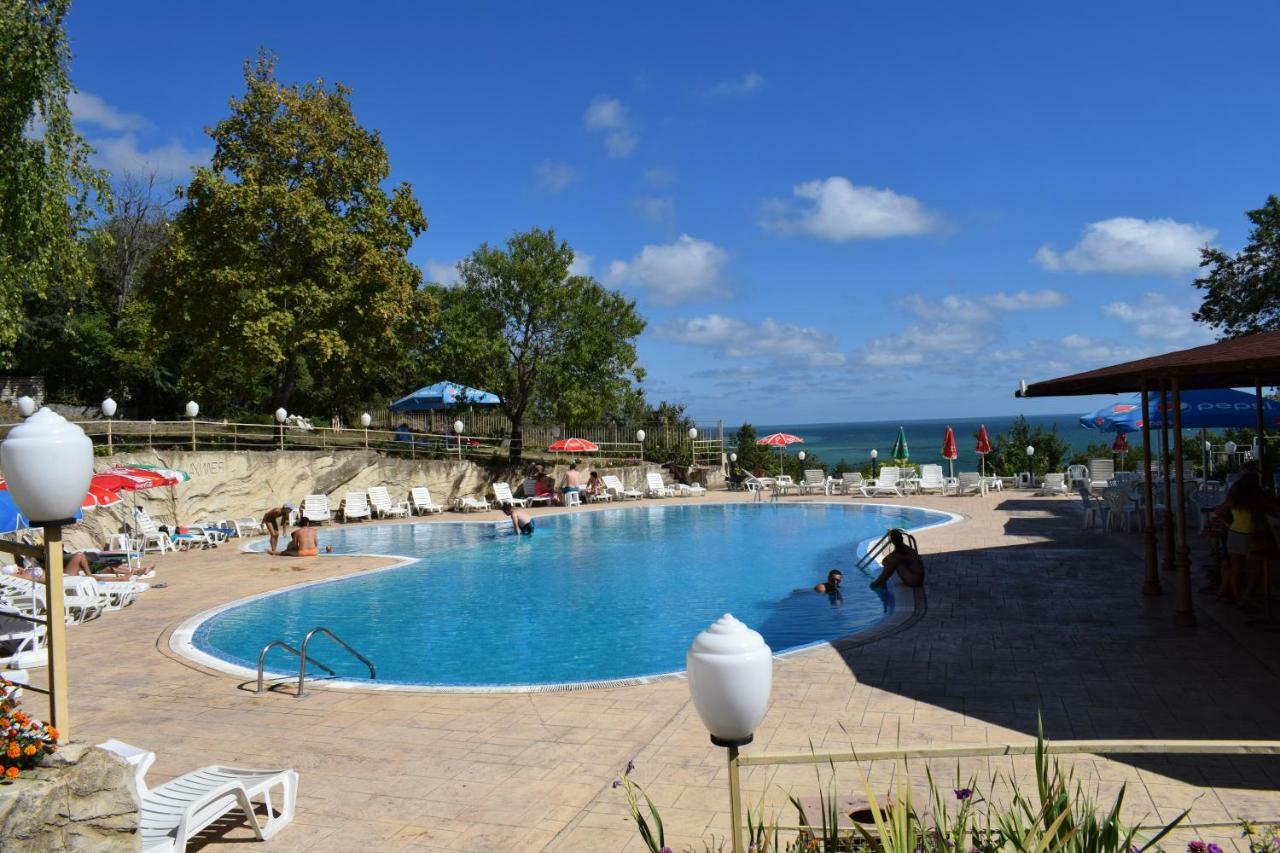 Ahilea Hotel - Free Pool Access Balçık Dış mekan fotoğraf